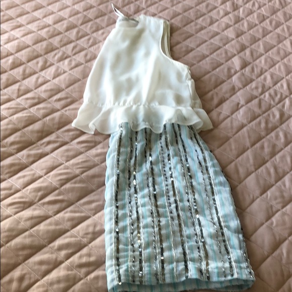 DONATED to local social workerš Elegant dress - Picture 5 of 5